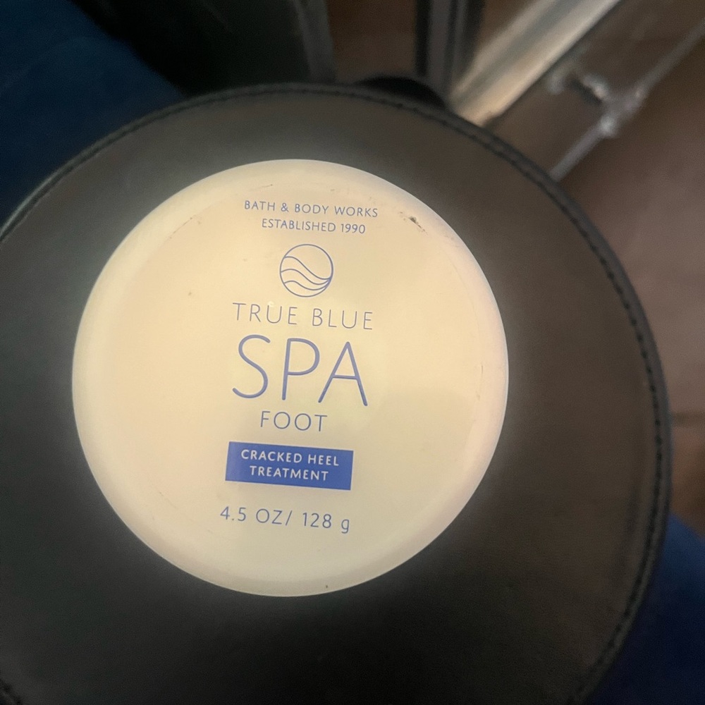 Bath & Body Works True Blue Spa Foot Cracked Heel Treatment - Cream & Blue